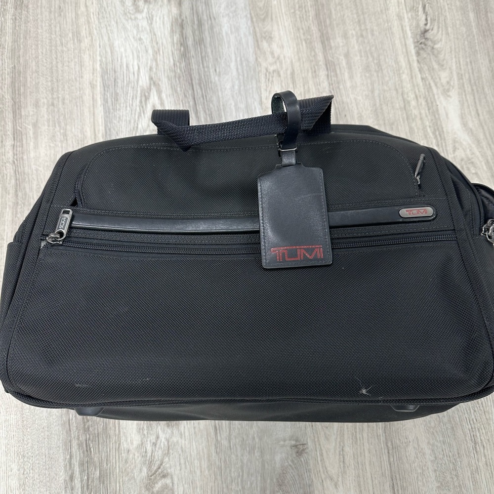 Tumi Breifcase